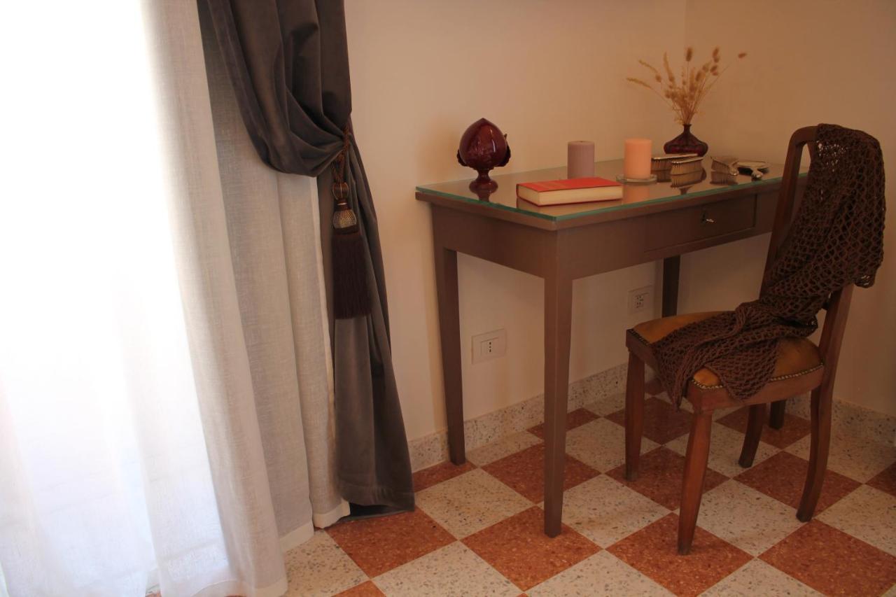 1940 Luxury Accommodations By Wonderful Italy オストゥーニ エクステリア 写真