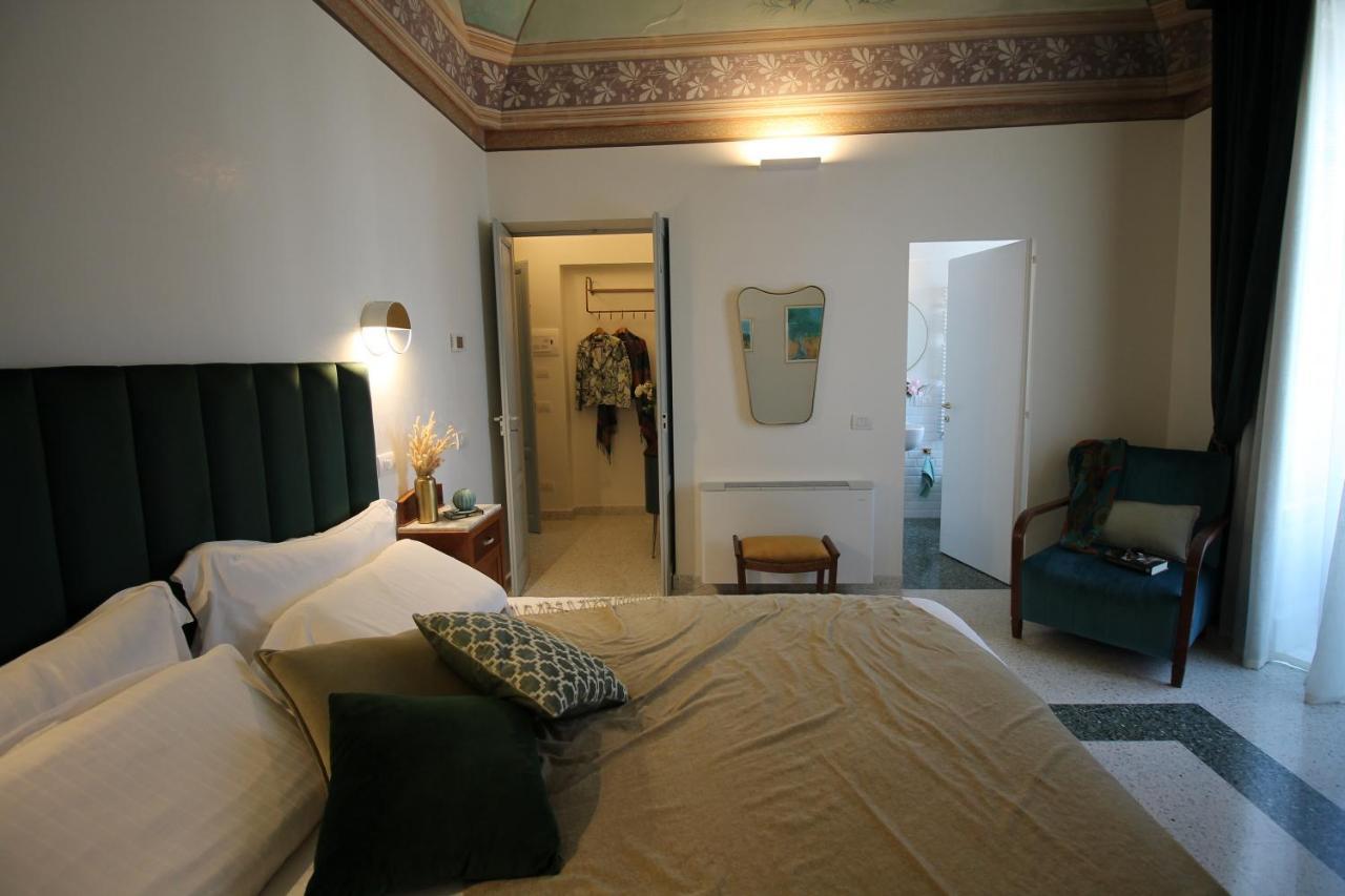 1940 Luxury Accommodations By Wonderful Italy オストゥーニ エクステリア 写真
