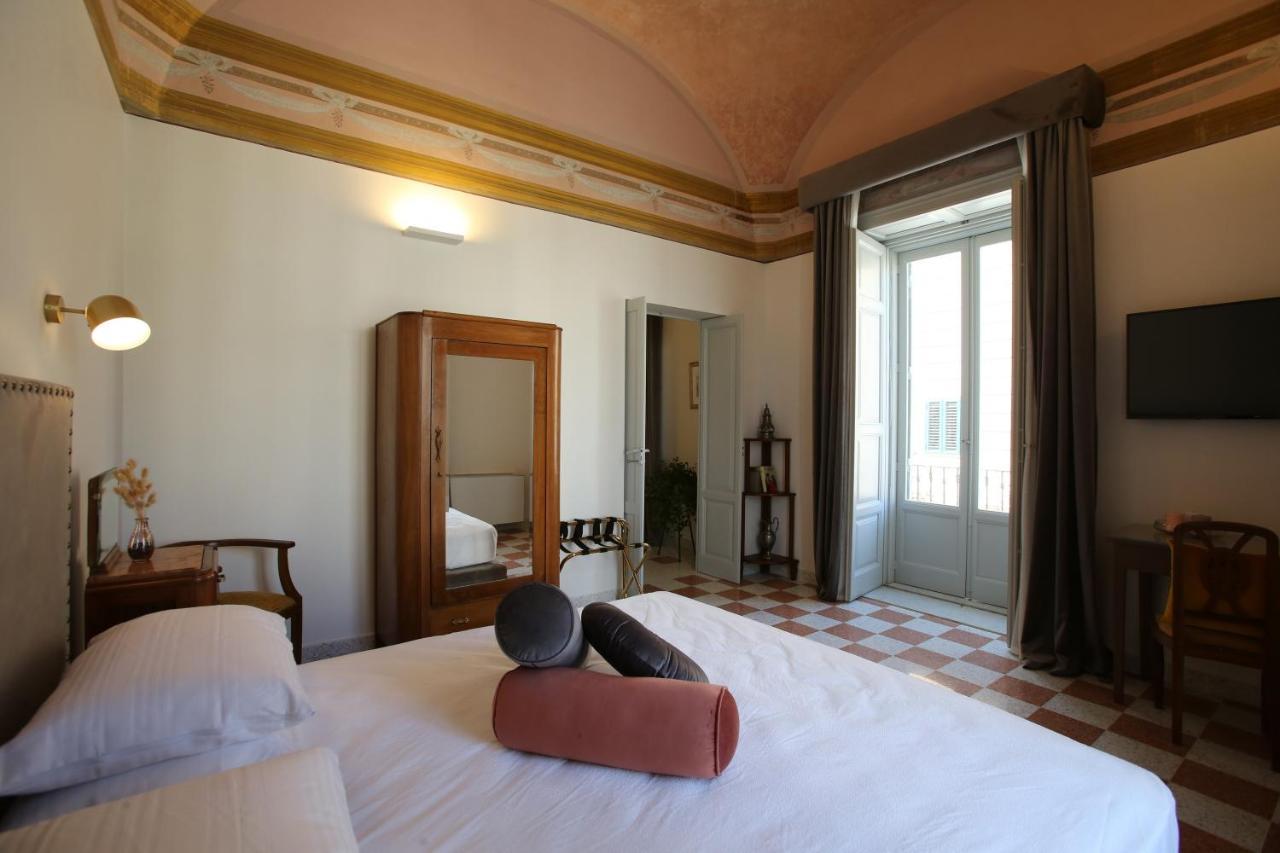 1940 Luxury Accommodations By Wonderful Italy オストゥーニ エクステリア 写真