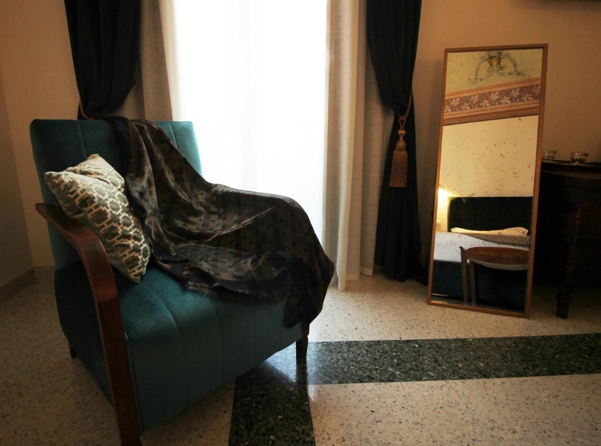 1940 Luxury Accommodations By Wonderful Italy オストゥーニ エクステリア 写真