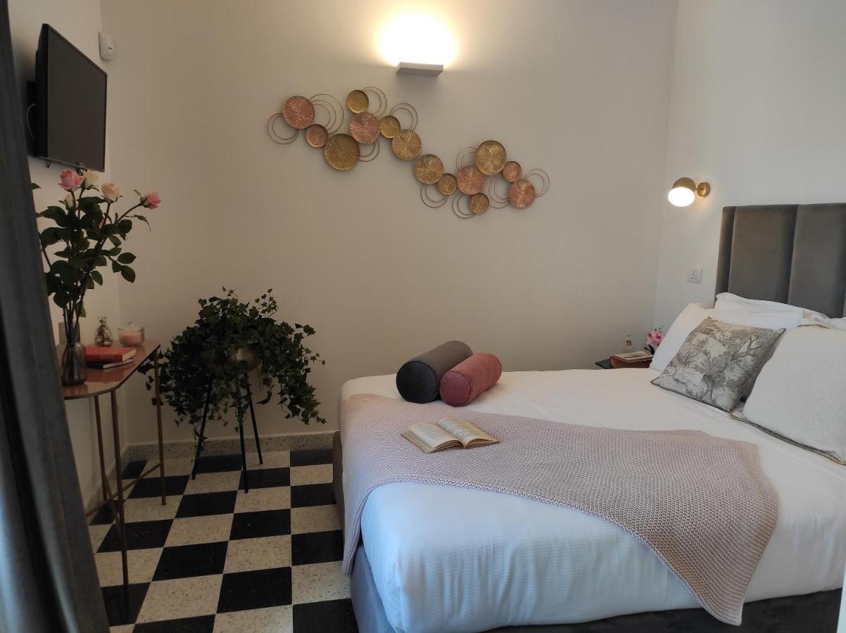 1940 Luxury Accommodations By Wonderful Italy オストゥーニ エクステリア 写真